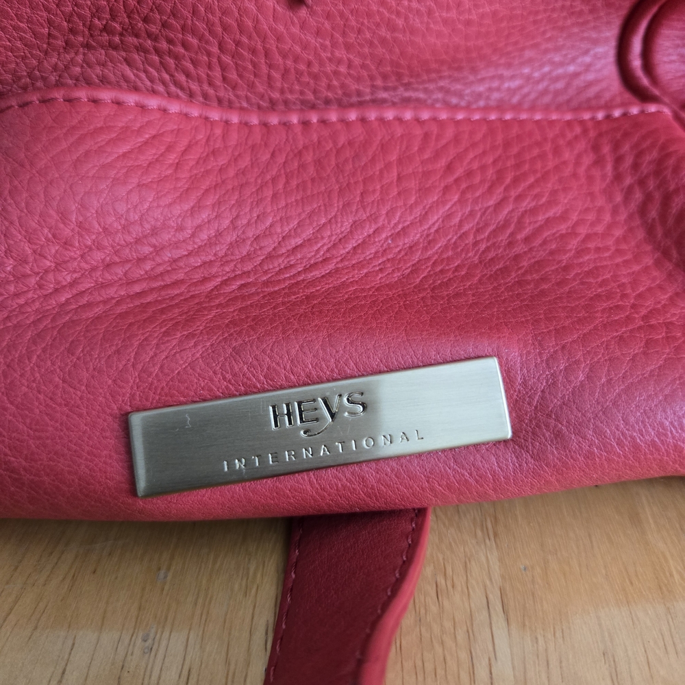 Heys Leather Handbag - Picture 14 of 15